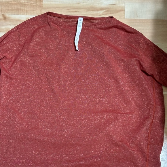 10 CLOTHING BUNDLE! - Picture 7 of 15